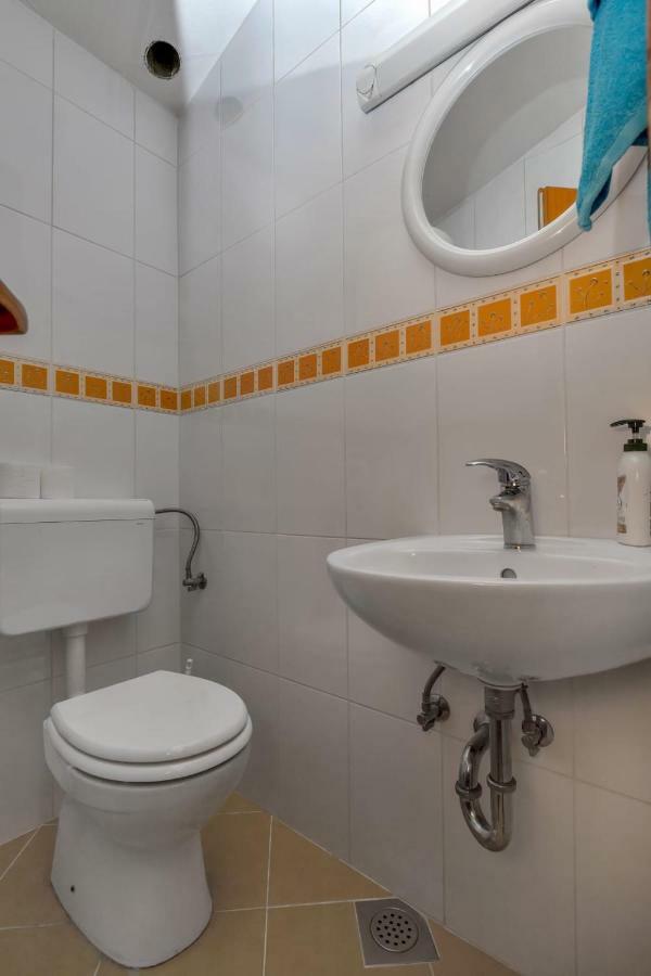 マカルスカApartman Sunceアパートメント エクステリア 写真